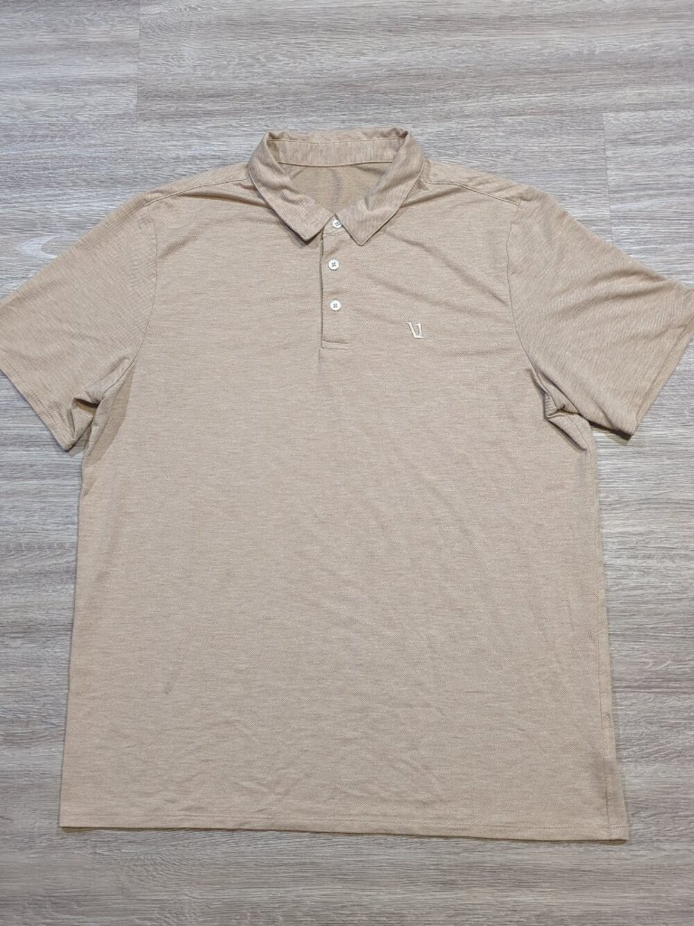 Vuori Knit Twill Polo Men's Medium Beige Tan Logo